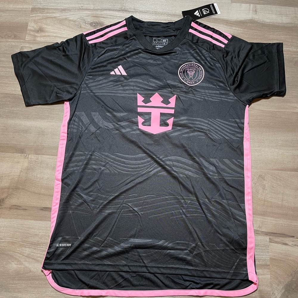 Lionel Messi inter Miami jersey size L. Fits M